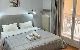 Cute And Cozy Apartment